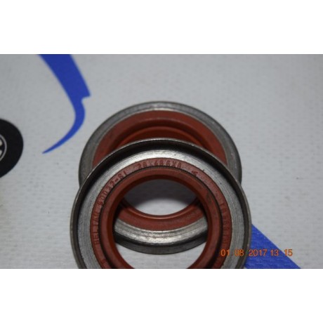 SKT 040481-P | ŞANZUMAN KEÇESİ ÖN SAĞ 040481P M131 DKS 1.6 L1 ACM SKT 040481-P | ŞANZUMAN KEÇESİ ÖN SAĞ 040481P M131 DKS 1.6 L1 ACM